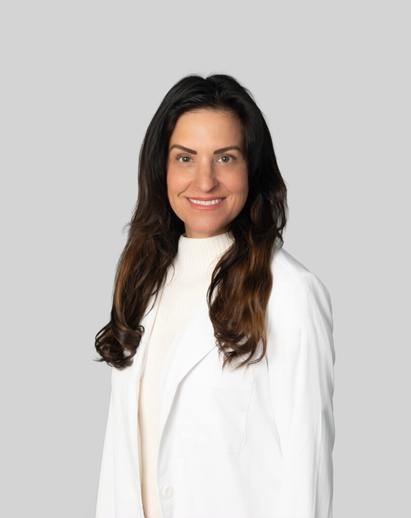 Portrait of Haylee G. Younis, MSN-FNP, based on Lake Havasu City, Arizona.